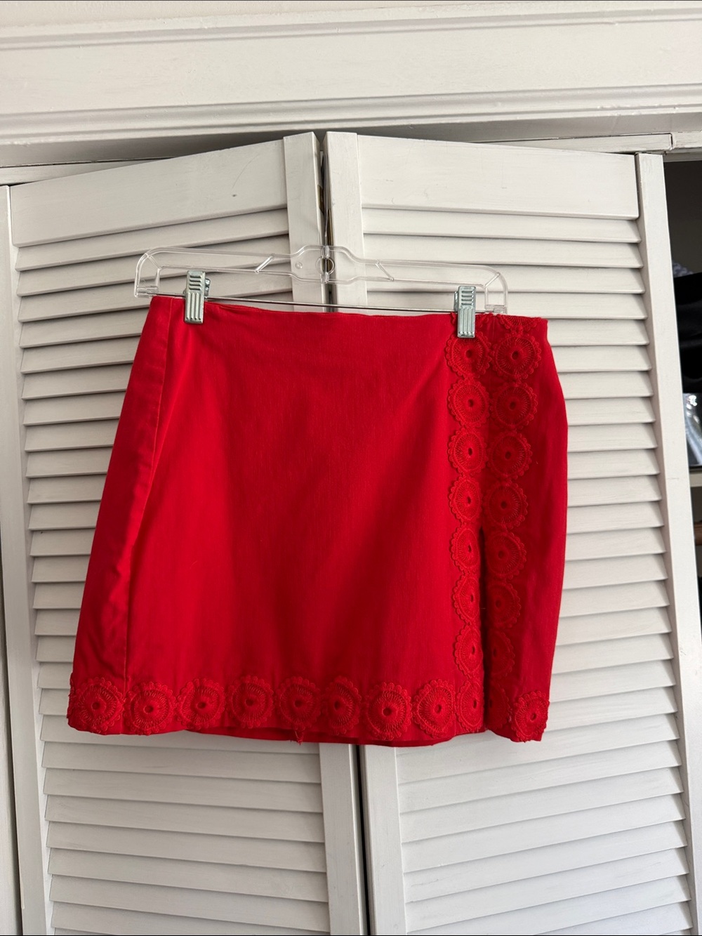 crown & ivy Red Lace-Trim Mini Skirt